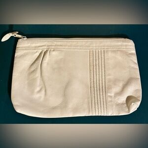 Vintage 80’s Toni Genuine Leather Elegant Cream Clutch Bag💥